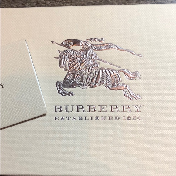 Authentic Burberry nova check continental wallet - Picture 5 of 6